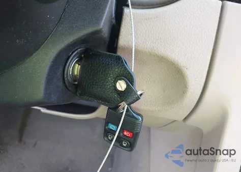 2008 Ford Mustang V6 Deluxe/V6 Premium z USA, uszkodzony, nr VIN 1ZVHT80N985196505